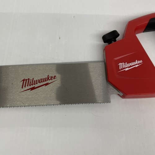 Sierra ABS de PVC con diseño de cubierta de 12" Milwaukee 48-22-0212 con mango de sobremoldeo de goma - Imagen 3 de 6