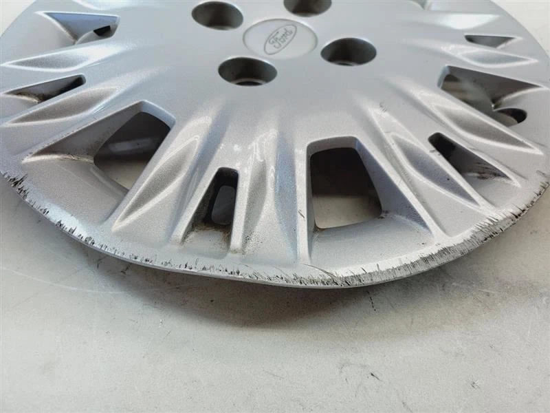 Ford Fiesta 2014 2015 2016 2017 2018 2019 tapacubos central tapacubos 15" Foto 3 de 4