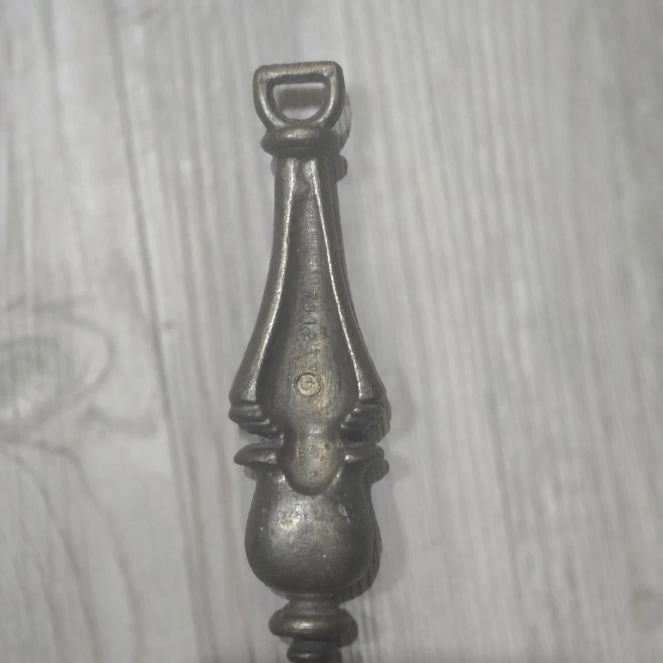 Ornate Tear Drop Pendant Vintage Brass Handle Pull 4" - Image 3 of 4