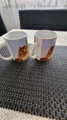 2 Tassen, Mug der Fundacio Gala-Salvador Dali