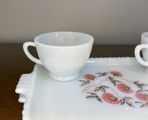 Vintage Anchor Hocking Snack Set Pink FLEURETTE Fire King Tray &Tea Cup Set Of 2 - Picture 17 of 24