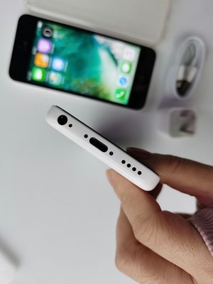 Apple iPhone 5c (Unlocked) New Battery - 8 GB / 16 GB / 32GB