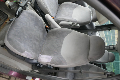 Sharan 7M Sitz vorne links Fahrersitz auch Camper Bulli Armlehne Tisch Drehbar