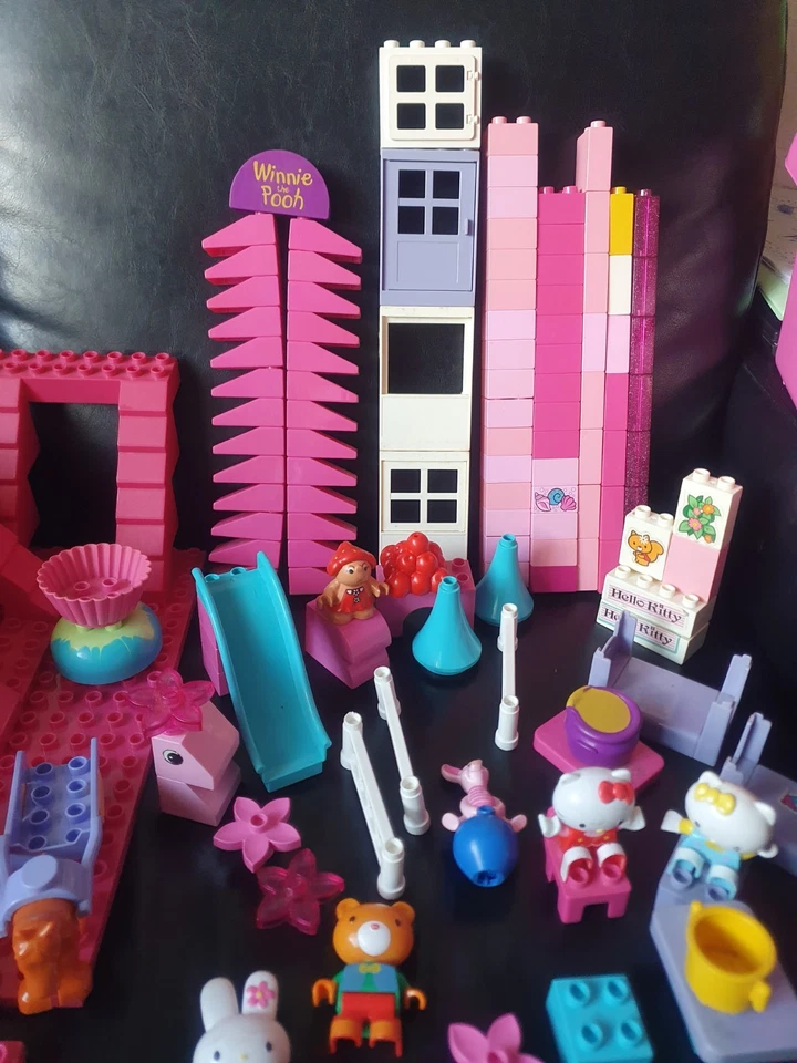 Lego Duplo Box 143 Teile Pink Hello Kitty Hase Bären Ferkel Konvolut Paket 25/11 - Bild 2 von 4