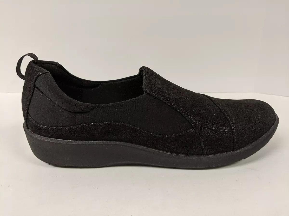 Clarks women's step hotsell move jump sneaker