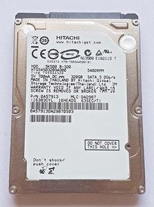 320 GB SATA Hitachi HTS545032B9A300 5400RPM 8MB HDD 2.5" interne Festplatte