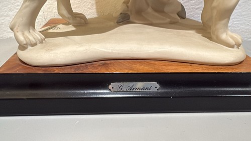 GIUSEPPE ARMANI SCULTURA DONNA CON CANE EDIZIONE LIMITATA FLORENCE 1987 - Foto 9 di 20