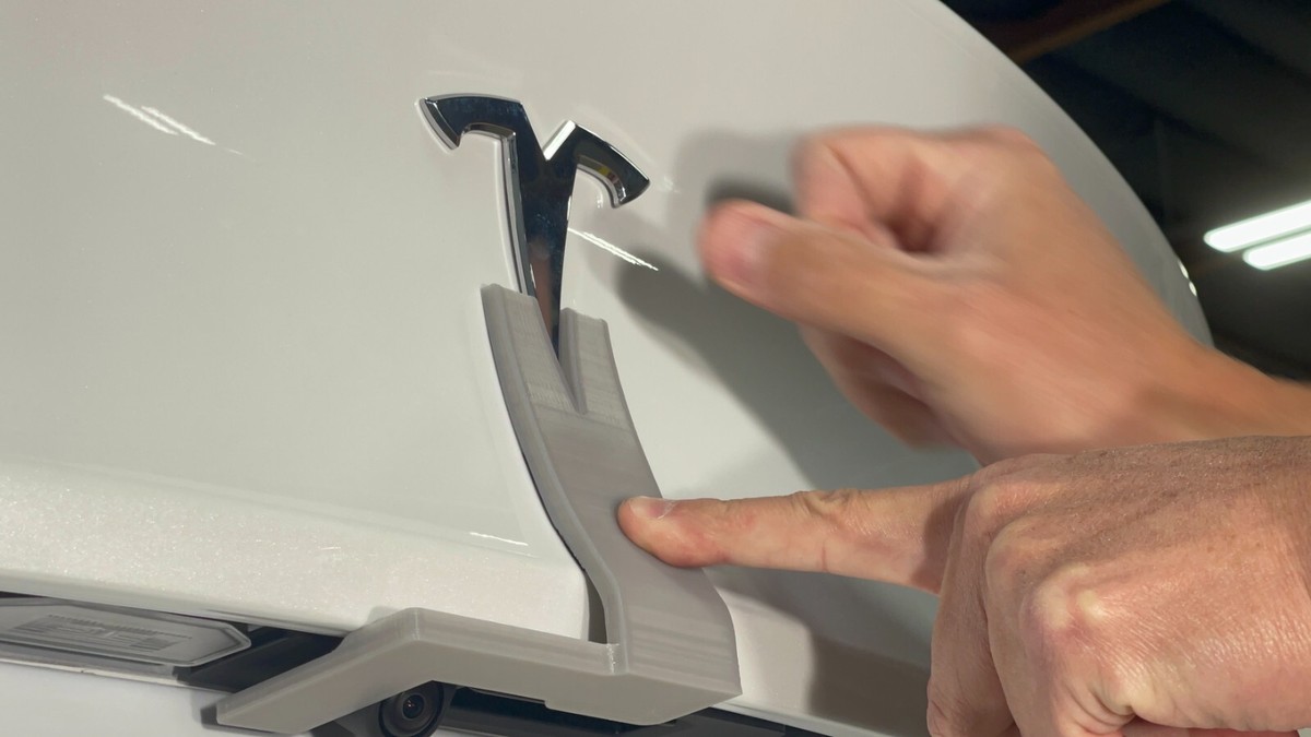 2020-2023.5 HW3 Tesla Model Y FRONT & REAR Emblem Badge Alignment