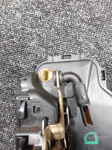 PORSCHE 996 FRONT RIGHT DRIVER SIDE DOOR LOCK MECHANISM - Picture 7 of 7