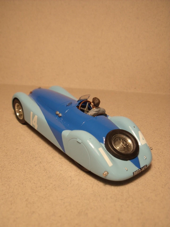 1/43 BUGATTI 57S 45 TANK  VROOM  BAUSATZ  NO  MCM  CHROMES  PROVENCE  LUXCAR - Bild 4 von 4