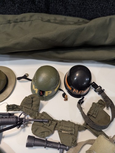 1990s GI Joe Bundle, Lot. 3 12-in GI Joes. Mp, Normandy Paratrooper, Army Drill - Picture 5 of 23