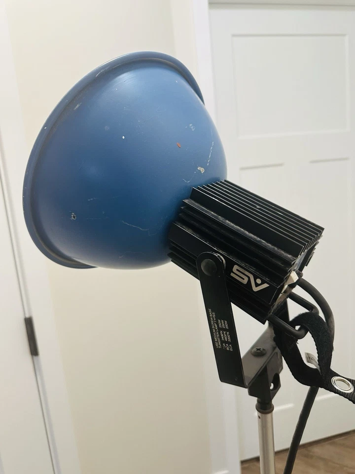 Smith-Victor A80 (46319) 600W Quartz Light w/ 8" Reflector + Bogen Italy Stand - Image 2 of 4