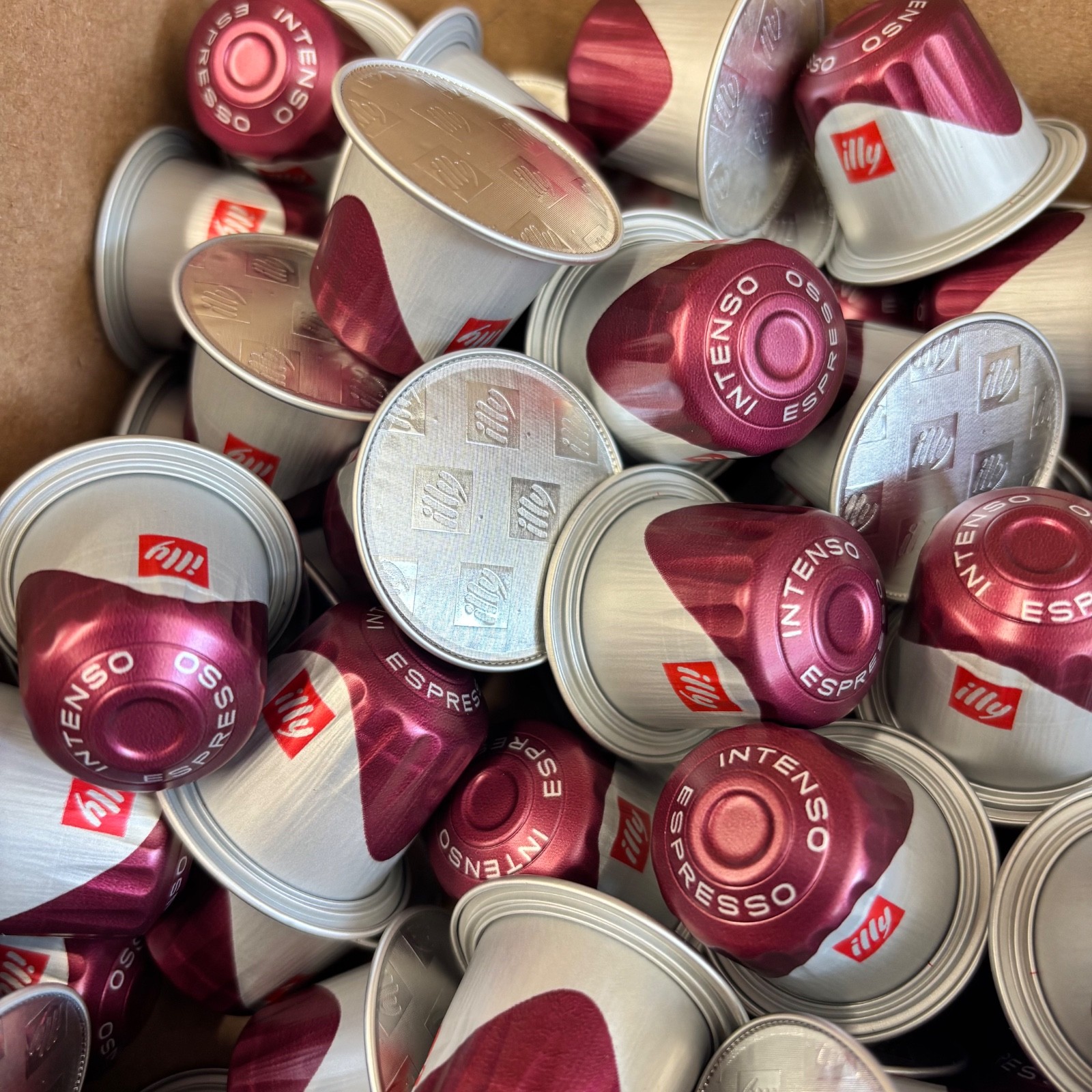 illy INTENSO Bold Roast Espresso Pods, Nespresso Original, 100