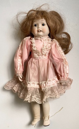 Vintage Porcelain Doll "Sally Scatterbrain" - Dynasty Doll Collection 