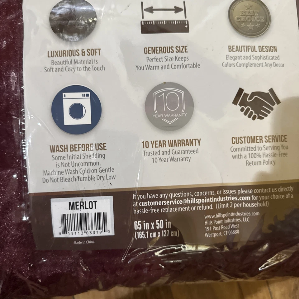 The Connecticut Home Company The Original CONNECTICUT HOME COMPANY Luxury Throw - Image 2 of 4