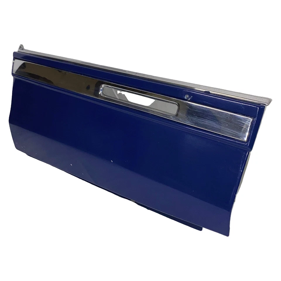 1991-1993 Cadillac Coupe Deville Left driver Rear quarter panel trim OEM - Image 3 of 4