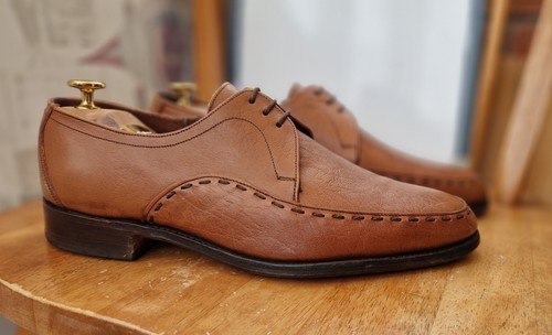 Zapatos Derby Loake Para Hombre Talla UK8.5 EU42.5 Goodyear Welted - Imagen 4 de 20