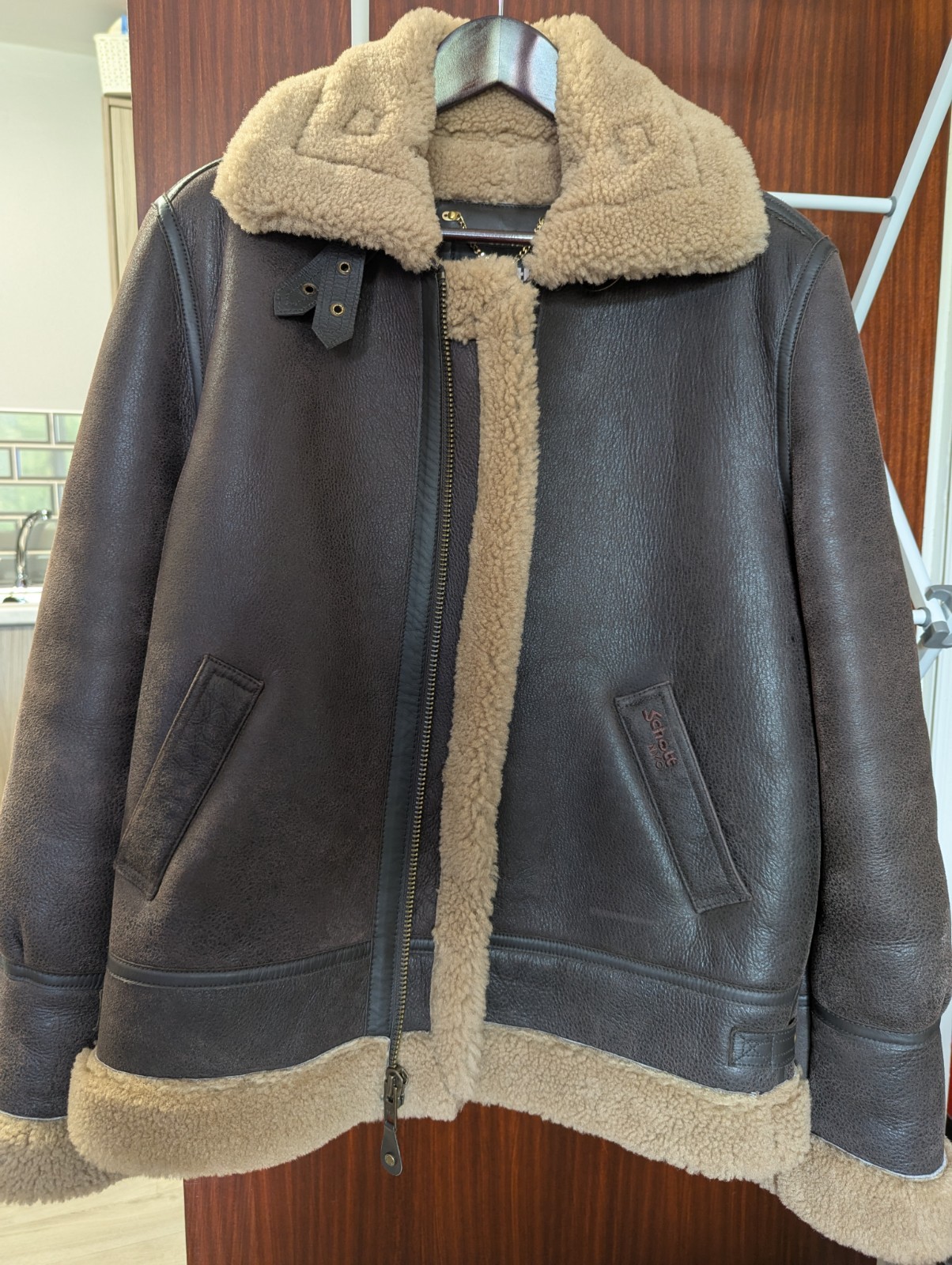 Chaqueta de piel de oveja Schott B3