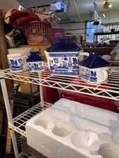 Vintage Oriental ￼Tea Set Service For Four People, W Pot, Sugar, & Creamer Bowl