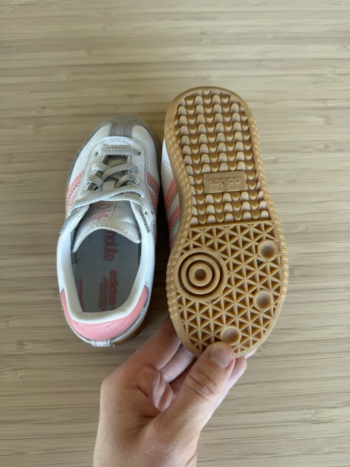 Adidas Toddler Girl Pink Sambas Size 7 - Image 3 of 4