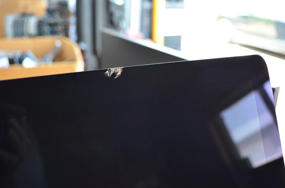 27" iMac 2015 Retina 5k i5 3.2GHz 32GB RAM 1TB Fusion M390 Monterey - Chipped - Image 2 of 4