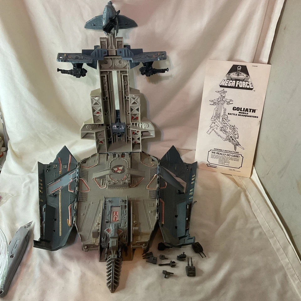Vintage Kenner 1989- Mega Force Goliath Mobile Battle Headquarters Kenner 1989 - Image 4 of 4