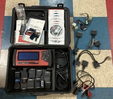 Snap-on Solus Eesc310 Automotive Scanner Tool Many Adapters Keys Case