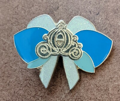 Loungefly Disney Princess Bow Blind Box Enamel Pin  display picture 2