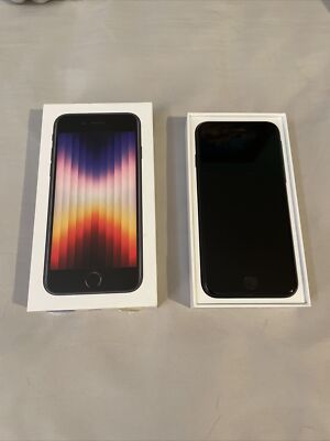 Apple iPhone SE (2022) - 64 GB - Midnight (Unlocked) for sale