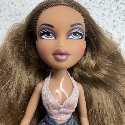 Bratz Flaunt It Yasmin Doll In Original Clothes And Shoes 2001 First Edition
