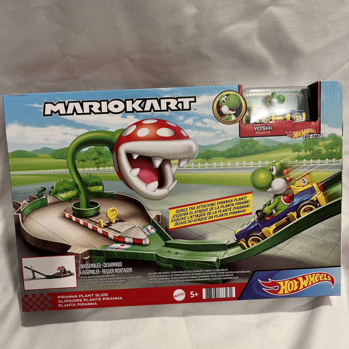 NEW Hot Wheels Mario Kart PIRANHA PLANT SLIDE Track Set Yoshi 2021