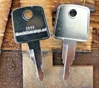 2 keys fits IHI Skid Steer and Excavator H/Equipment Mini-Exc Ignition Keys 5080