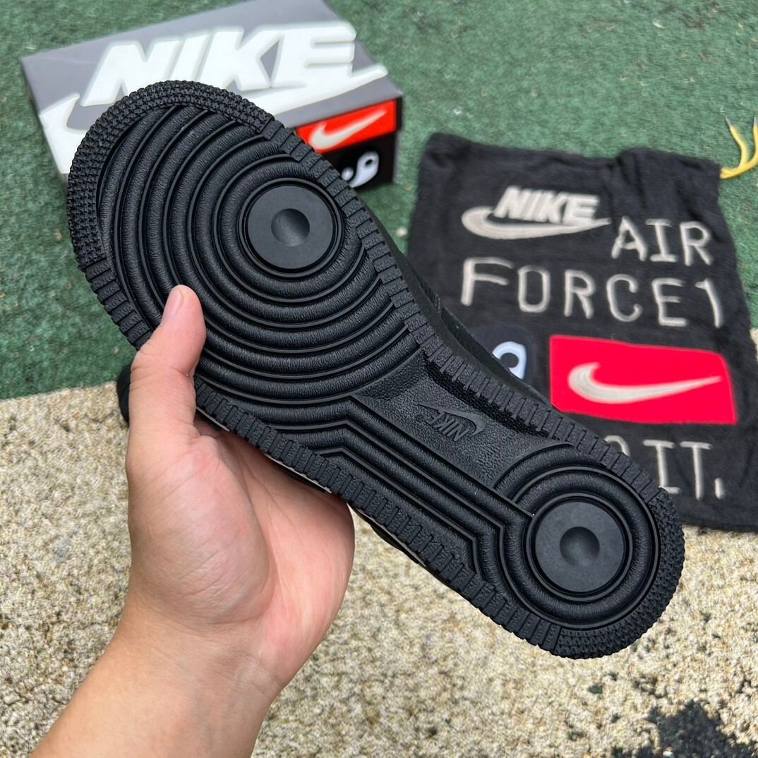 Size 10 - Cactus Plant Flea Market x Nike Air Force 1 Premium 2024