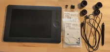 Wacom Intuos Pro Medium (PTH-651) plus accessories [READ DESC]