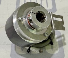 Baumer Thalheim ITD21A4Y82 Incremental Encoder 2048 ppr Hollow Shaft  1 pcs #BEV