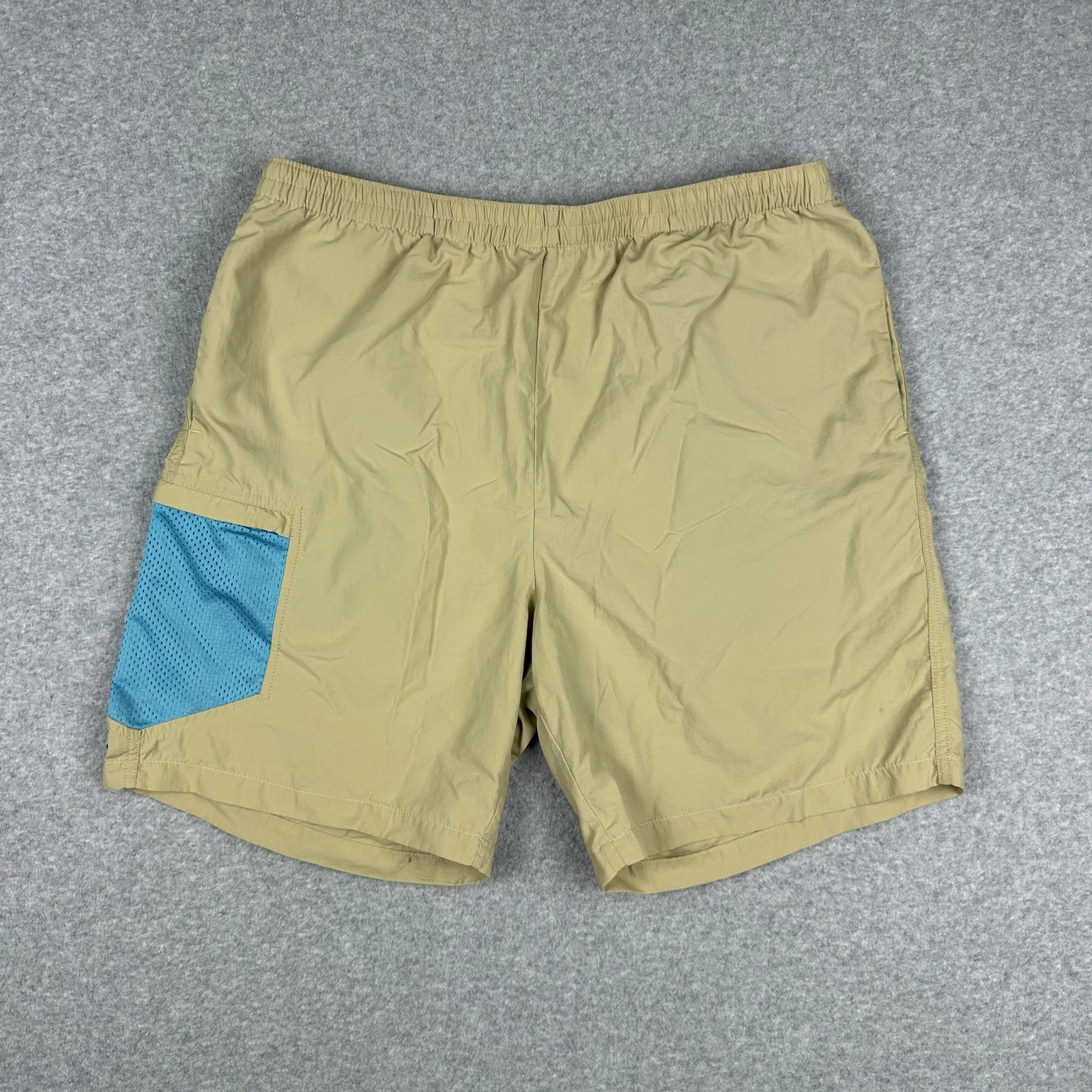 XLARGE Clothing Men's Elastic Waist Shorts Size 32 Beige With Zip Up Side Pocket