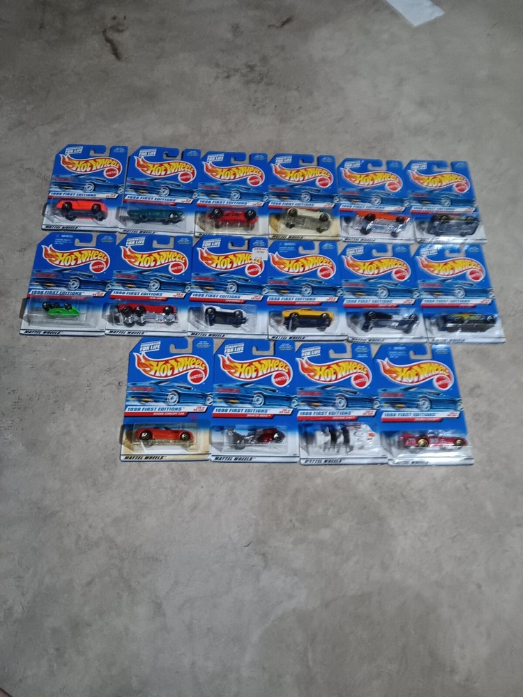 Hot Wheels 1998: Lot Of 16 First Editions