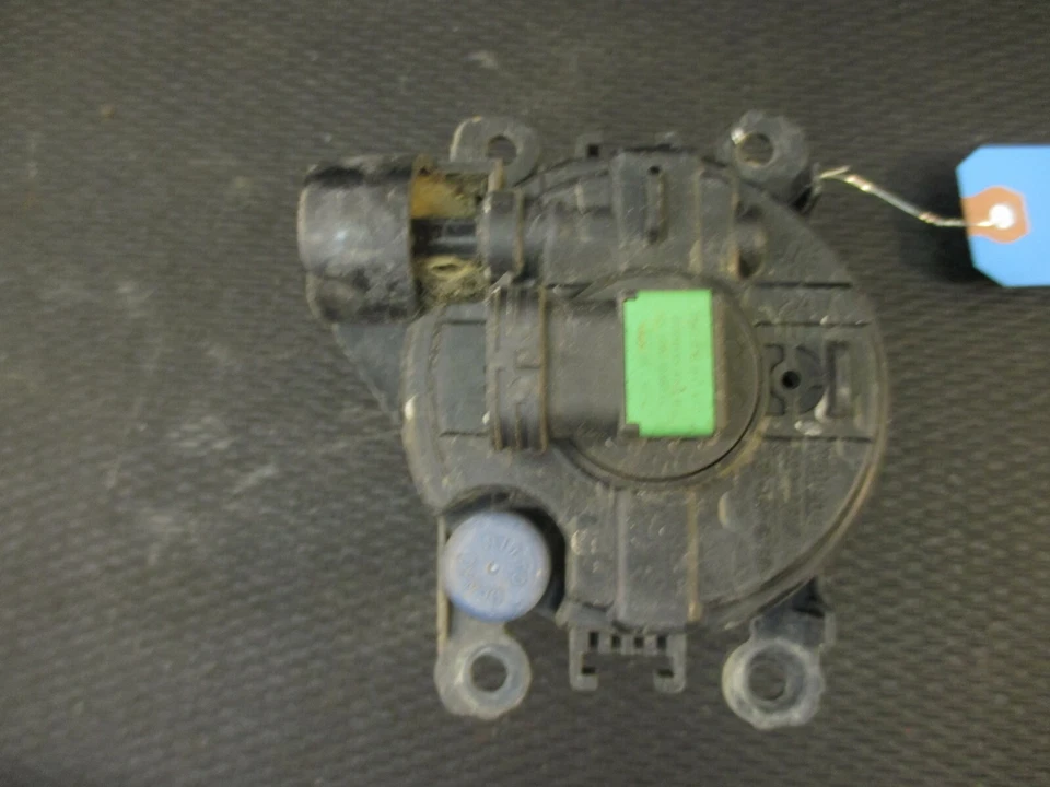 Luz antiniebla delantera derecha para pasajero Mitsubishi Eclipse Spyder 2007 lente Foto 4 de 4