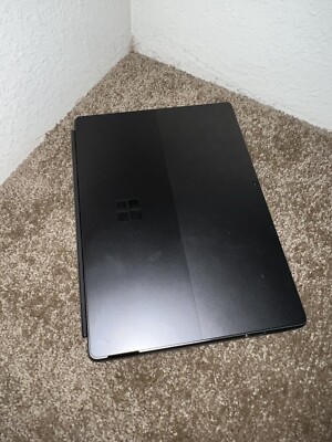 Microsoft Surface Pro 8 11th Gen Intel Core i7 16GB RAM 256GB SSD