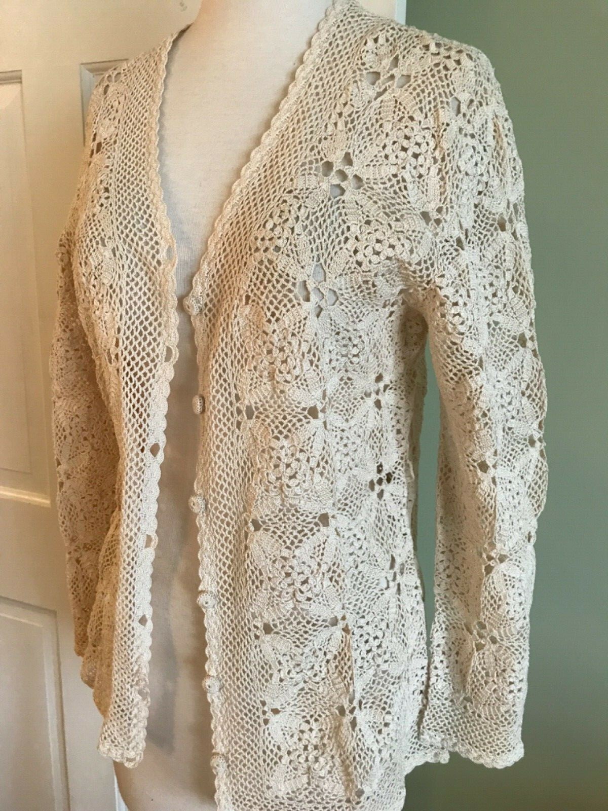 Vintage Crocheted Lace Sweater 1960s Cream Cardigan … Gem