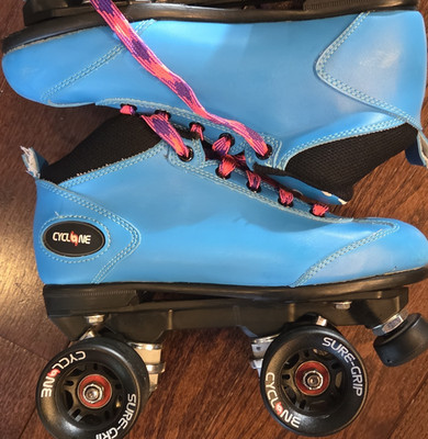 Sure-Grip Cyclone Womens Blue Quad Roller Skates Classic Style Fit Size 6 