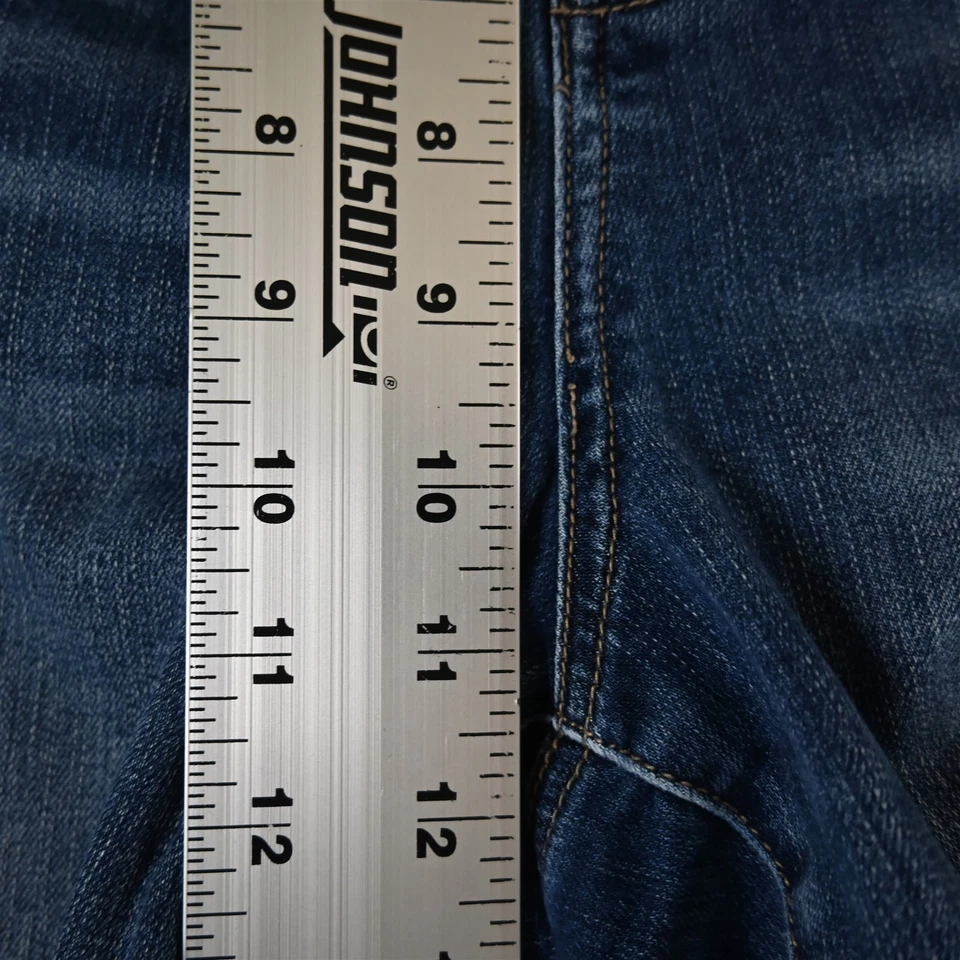 Pantalones de mezclilla para mujer Maurices 18W cortos Everflex tiro alto ajustados medio elásticos Foto 3 de 4