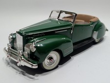 1941 Packard Darrin Convertible Model Signature Models 1051hs Green Diecast 1941 Packard Darrin Convertible Model Signature Models 1051hs Green Diecast