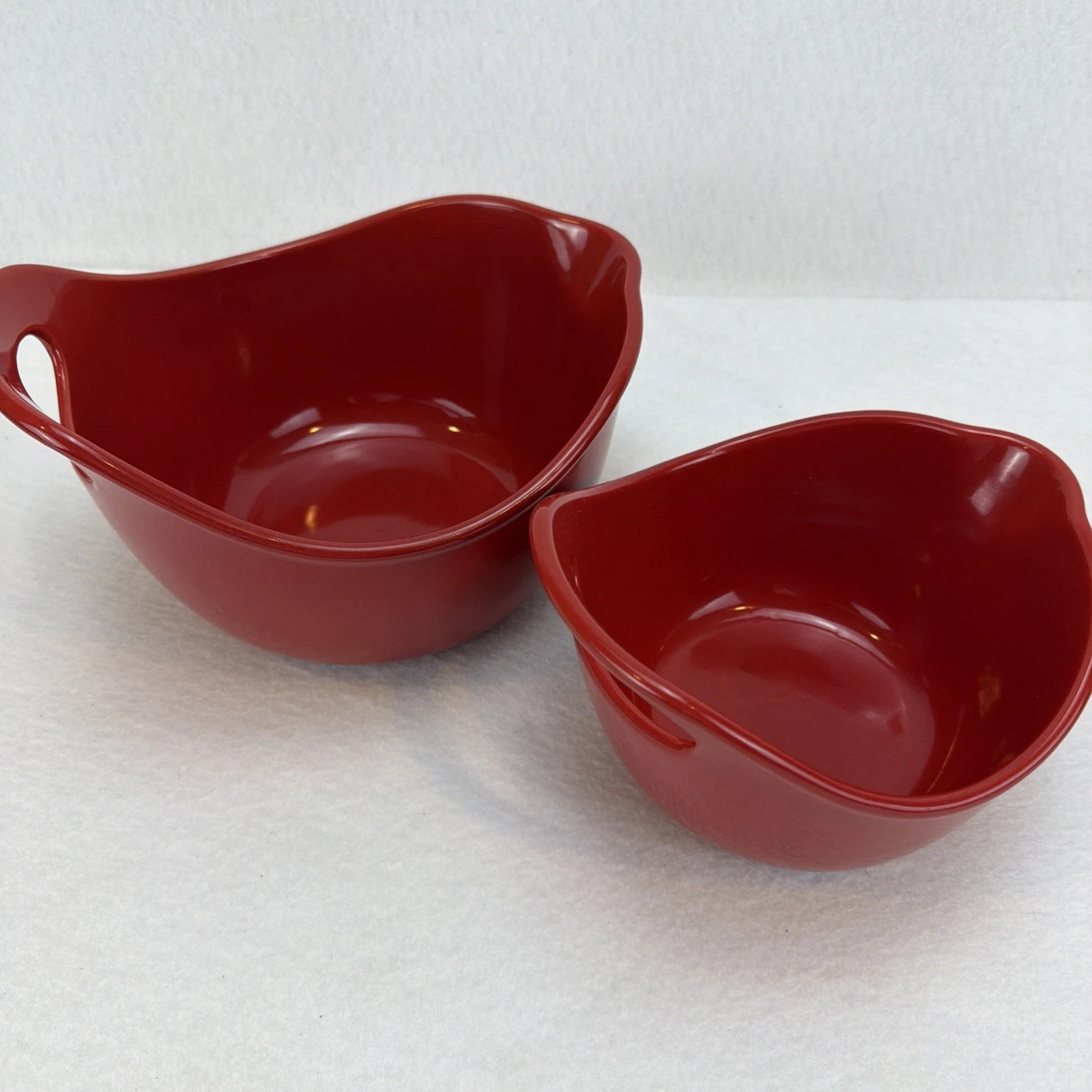 Rachel Ray Set of 2 Red Nesting Mixing Bowls with Handle and Spout 1 Qt & 2Qt.