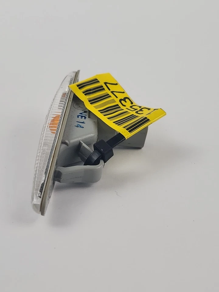 Luz intermitente guardabarros delantero izquierdo Mazda MX-5 Miata ND2 OEM N24351130 Foto 3 de 4