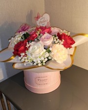 Mother's Day Artificial Flowers Arrangements In A Hat Style Box
