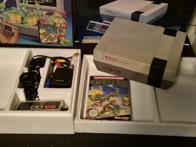 Retro RARE Nintendo Teenage Mutant Hero/Ninja Turtles NES Console Boxed Working