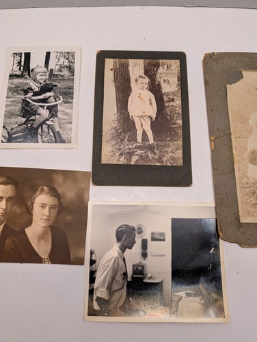 Vintage Family Photos Lot - Picture 4 of 9
