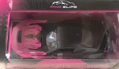 JADA TOYS 2024 FORD MUSTANG DARK HORSE PINK SLIPS 1:24 - Photo 1/4