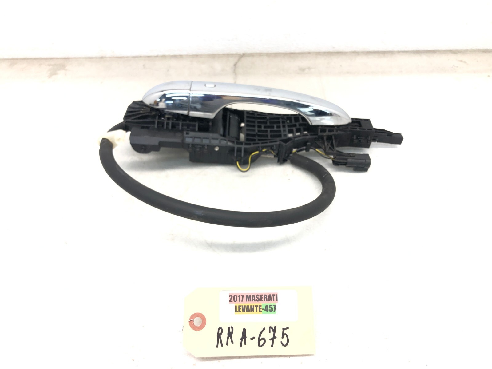 2017-2022 MASERATI LEVANTE RIGHT PASSENGER REAR EXTERIOR DOOR HANDLE OEM